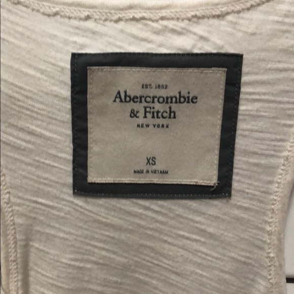 Abercrombie lace top - Picture 3 of 3